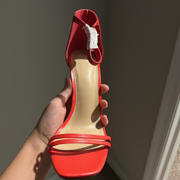 BOGO Stiletto Heeled Sandal in Red size 8.5 - Picture 4 of 6